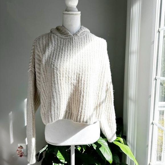 Urban Outfitters Sweaters - Urban Outfitters Hooded Cropped Knit Sweater Size Large
